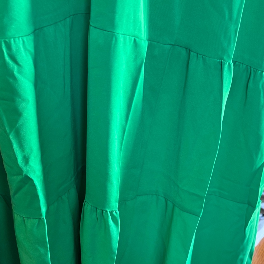 NWOT-Vibrant Green Maxi Dress with Ruffled Sleeves - Picture 7 of 8